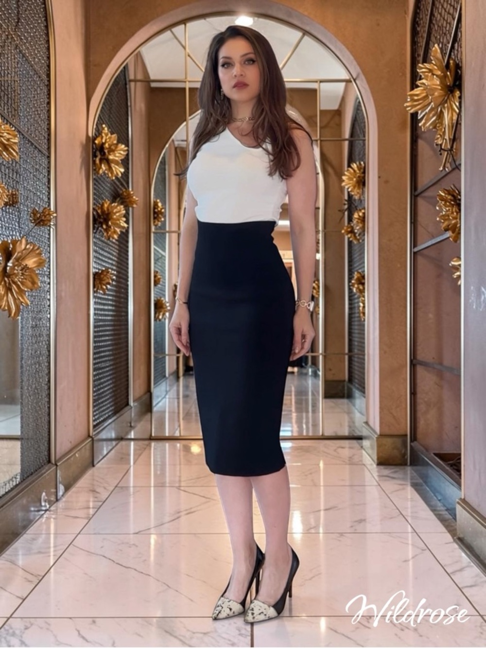 Victoria Beckham VB Body Black Stretch Ultra High-Waisted Pencil Skirt – Size 0